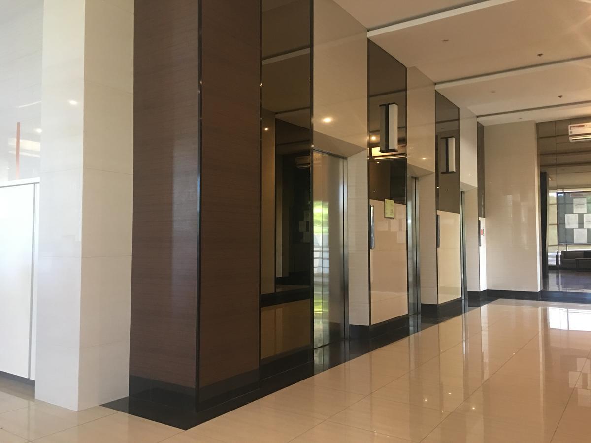 Centrio Tower Beside Ayala Studio Unit -15 Cagayan de Oro Exterior foto